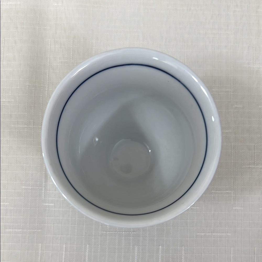 Elegant Blue Floral Tea Cup - Picture 4 of 7